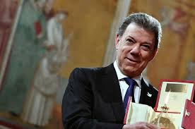 Santos dijo que donará el dinero del premio a las víctimas del conflicto. Presidente Juan Manuel Santos Recibio Otro Premio Nobel De Paz En Italia Circulo De Periodistas De Bogota