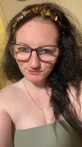 Hi my name is Sharon and I'm looking at getting some work 2 days a week  Tuesday and Thursday from 9am to 3:30pm why my daughter is at day care, I  can