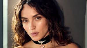 Adria Arjona skal spille mot Michael B. Jordan i 'The Thomas Crown Affair'  (EKSKLUSIVT) : r/boxoffice