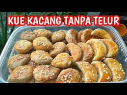 Namun masih dapat kita temui di kawasan setu babakan yang menjual bermacam kuliner serta item tentang betawi. Resep Kue Kacang Sederhana Tanpa Telur Tetap Enak Youtube Kacang Kue Resep Kue