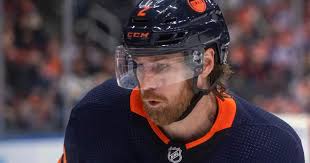 Edmonton Oilers defenceman Duncan Keith returns to Chicago