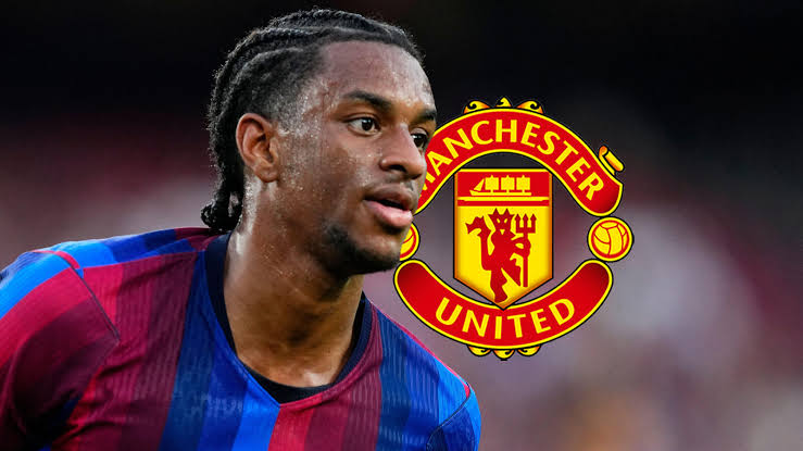 Man Utd transfer: Fabrizio Romano reveals Alejandro Balde stance on joining  INEOS from Barcelona