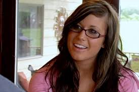The teen mom 2 star showed off a giant engagement ring on her instagram account along with glowing words about her future husband. Teen Mom 2 Season 6 Episode 3 Spoilers Chelsea Houska And Adam Lind S Custody Battle Over Aubree Heats Up Recap