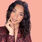 Mary Daidone's Instagram, Twitter & Facebook