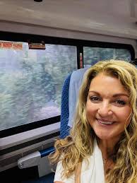 Theresa Russo (@theresarusso2.0) • Threads, Say more