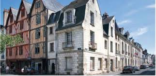 Mes candidatures se sont portées sur des offres de stage telles que : Venez Decouvrir Cette Belle Renovation La Cour Des Consuls Au Coeur De Tours Supinvest