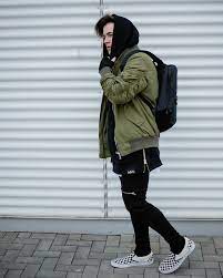 30 Fashion Guide Streetwear Styles For Men Streetwearstyles Stylesformen Fashionstyles Talkinggames Net Vans Outfit Men Stylish Mens Outfits Mens Outfits