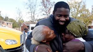 NFL star Mario Addison comes home to Birmingham to give thanks and more