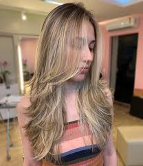 These hairstyles for thinning hair are sizzling hot & make you the envy of every woman you know. 30 Flattering Hairstyles For Long Faces You Ll Want To Try In 2021