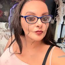 I did a La Llorona Photoshoot before my opening night at the haunted house  and let me tell you it is gonna be so good. But now i want to do an