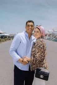 قنطرة الذي كفر by مصطفى مشرفة 272 ratings, average rating, 55 reviews. Ø¨Ù€ÙÙˆØªÙˆØ³ÙŠØ´Ù† ÙŠØ¬Ù…Ø¹Ù‡ Ø¨Ø²ÙˆØ¬ØªÙ‡ Ù…ØµØ·ÙÙ‰ Ù…Ø­Ù…Ø¯ ÙŠØ®ØªØªÙ… Ø´Ù‡Ø± Ø§Ù„Ø¹Ø³Ù„ ÙÙŠ Ø§Ù„ØºØ±Ø¯Ù‚Ø© Ø§Ù„Ù…Ø­Ø§ÙØ¸Ø§Øª Ø§Ù„ÙˆØ·Ù†