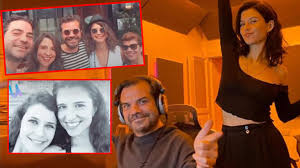 Maybe you would like to learn more about one of these? Beren Saat Kenan Dogulu Nun Ailesi Ile Buzlari Eritti