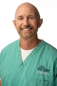 Charles Liggett's Instagram, Twitter & Facebook