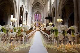 You dont want to distract from the words and actions of the liturgy with decorations that block. Elegant Aisle Elegant Church Wedding Decorations Addicfashion