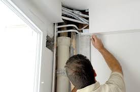 Mais avant de commencer à réfléchir à des moyens pour habiller un mur extérieur ou le cacher, vous devez d'abord prendre en considération quelques facteurs et répondre à quelques questions. Comment Cacher Des Cables Et Tuyaux Apparents