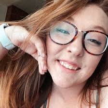 Jenna Fraser's Instagram, Twitter & Facebook