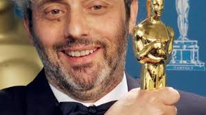 Il premio Oscar Nicola Piovani e la Form sul palco del teatro dell'Aquila