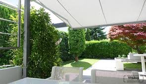 Tetapi, buat menetapkan model dan desain hunian yang tepat dengan impian akan menjadi sulit kalau tidak mempunyai aneka gambar bentuknya. 12 Inspirasi Kanopi Minimalis Untuk Teras Taman Teduh Dan Nyaman