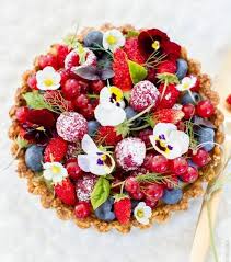 Fromage Blanc 10 Recettes Delicieuses Pour Le Cuisiner Fleurs Comestibles Tarte Aux Fruits Tarte Fruits Rouges