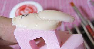 ネイルチップ ダミー指再び ぴたっとネイルキット チップ製作編 ハードジェルを何層か重ねる ネイルチップスタンド 手作り ネイルチップ ネイル