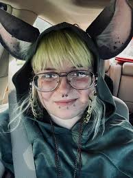 Displayed. Never worn Made by Ian Lundquist Sublime1327