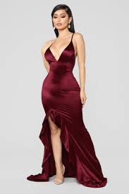 Catch my party features a super style mystery dinner, complete with a classic british dinner of prime rib and mashedpotatoes. Party Dress Design Party Attire Wedding Party Dresses Work Dinner Part Eeshoop