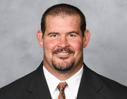 Len Reeves's Instagram, Twitter & Facebook