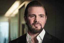 O cargo de Daniel Vorcaro em filme sobre Bolsonaro, segundo IMDB