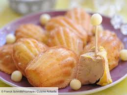 Recette Madeleines Au Foie Gras Ingredients 4 Personnes 100 G De Foie Gras Mi Cuit 1 Pomme Granny Smith 3 Recette Recette Apero Leger Recette Madeleine