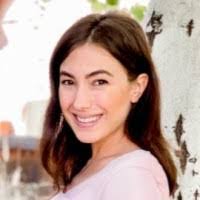 Kim Fulton's Instagram, Twitter & Facebook