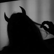 Black And White Aesthetic Tumblr Cecile On Instagram Grungeaesthetic Girls Style Aesthetictumblr Aesthetic Black Aesthetic Wallpaper Black Aesthetic Bad Girl Aesthetic