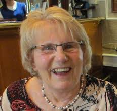 Lesley Schofield's Instagram, Twitter & Facebook