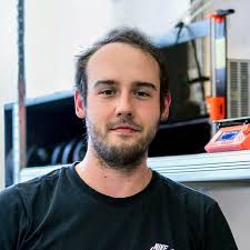 Akademičtí asistenti