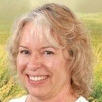 Jacqui Steele's Instagram, Twitter & Facebook