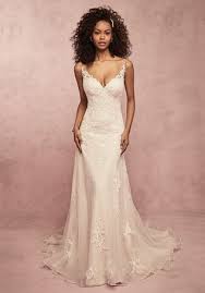 Rebecca Ingram Brandy 20rs249 Wedding Dress The Knot In 2020 Maggie Sottero Wedding Dresses Romantic Wedding Dress Lace Sottero Wedding Dress