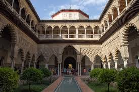 Nuestra área tributaria ha preparado la siguiente alerta sobre la modificación al reglamento que establece la información financiera que las empresas del sistema financiero deben suministrar a la. Exploring The Real Alcazar Of Seville Tiptoeingworld