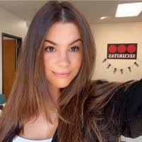 Lauren Ivester's Instagram, Twitter & Facebook