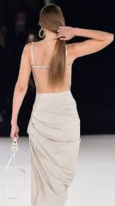 Cheapest wholesale clothing in the world, women chic, dresses, bags, shoes, men's clothes! Gigi And Bella Hit The Catwalk At Jacquemus Menswear Show In Paris Harper S Bazaar Arabia