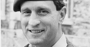 LEE-ON-THE- SOLENT WAR MEMORIAL