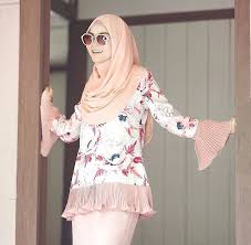 Bunların yaklaşık 4% kadarı müslüman giyim, 1% rahat oem hizmeti, stok kalemler ve odm gibi size yönelik çok çeşitli fesyen baju kurung moden terkini seçenekleri bulunmaktadır. Design Terbaru Baju Kurung Popular Terkini 2018 Mybaju Blog