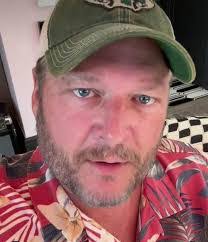 Diane Poulsen's Instagram, Twitter & Facebook