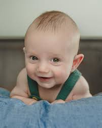 Ellen MC Photography‎