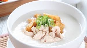 Apakah kamu salah satu penggemar bubur tiga rasa dari ta wan? 3 Fakta Unik Di Balik Kelezatan Bubur Tiga Rasa Legendaris Ta Wan