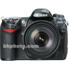 Nikon D200 10 2 Megapixel Slr Digital Camera With Nikon 18 135mm F 3 5 5 6g Ed If Af S Dx Zoom Nikkor Lens