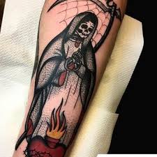 Santa Muerte Tattoo Storia Significati E Oltre 30 Idee Per I Tuoi Tatuaggi Tattoos For Guys Badass Tattoos Tattoos