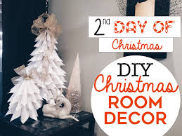 3 Easy Christmas Room Decor Diy S 2nd Day Of Christmas Diy Christmas Trees For Small Spaces Christmas Room Decor Diy Christmas Room Decor Christmas Room