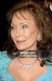 849 Lynn Marriott Photos & High Res Pictures