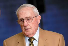 Legendary basketball coach Sam Moir dies at 94