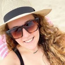 Robin Carey (@robincarey413)