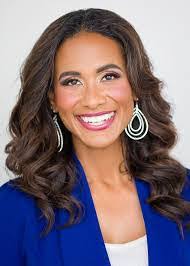 Karina Morrison's Instagram, Twitter & Facebook